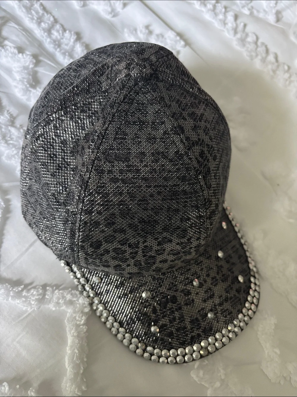 Rhinestone Trim Leopard Print Baseball Cap - Black